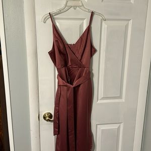 Mauve midi Lulus dress